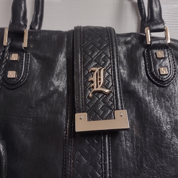 L.A.M.B. - Picture 6 of 16